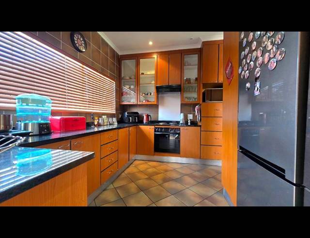 4 BEDROOM HOUSE FOR SALE IN BRACKENDOWNS